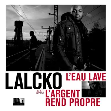 L’eau lave mais l’argent rend propre (Le film)