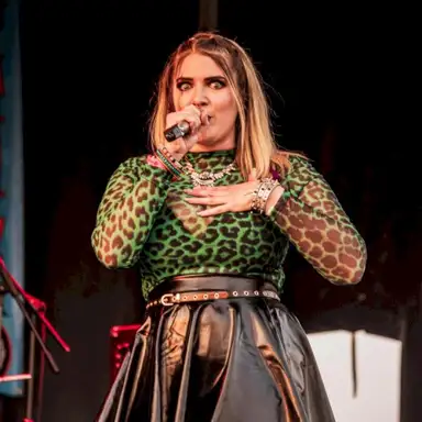 Harley Olivia LIVE